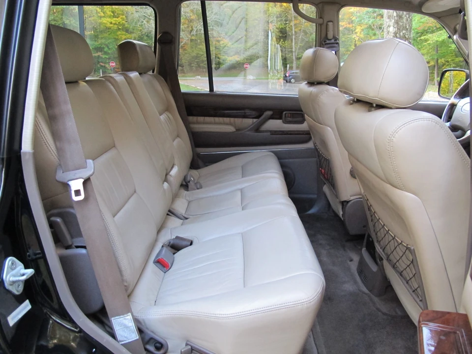 1996 Lexus LX 1st Gen - Image 28 of 31