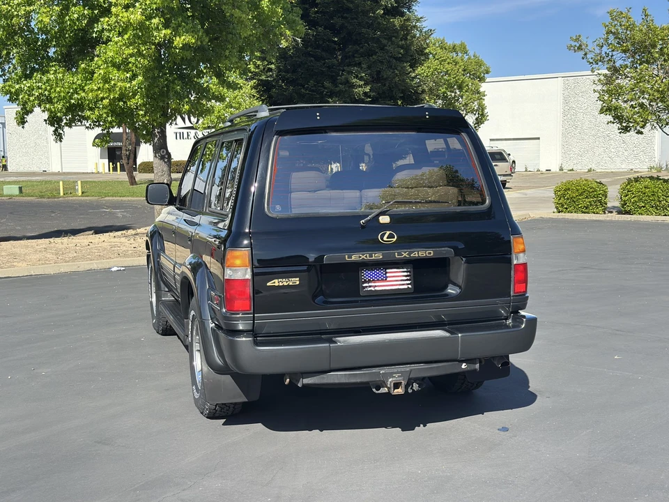 1996 Lexus LX 1st Gen - Image 16 of 31