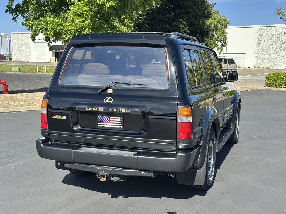 1996 Lexus LX 1st Gen - Image 18 of 31