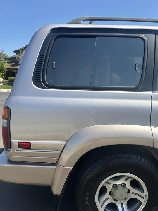 1996 Lexus LX 1st Gen - Image 9 of 31