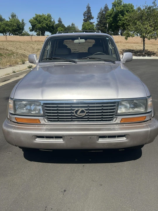 1996 Lexus LX 1st Gen - Image 8 of 31