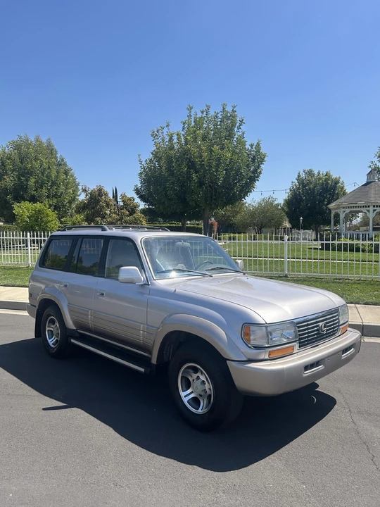 1996 Lexus LX 1st Gen - Image 6 of 31