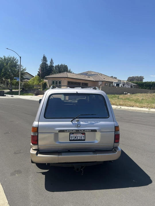 1996 Lexus LX 1st Gen - Image 4 of 31