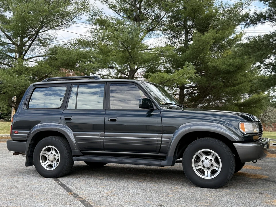 1996 Lexus LX 1st Gen - Image 20 of 31