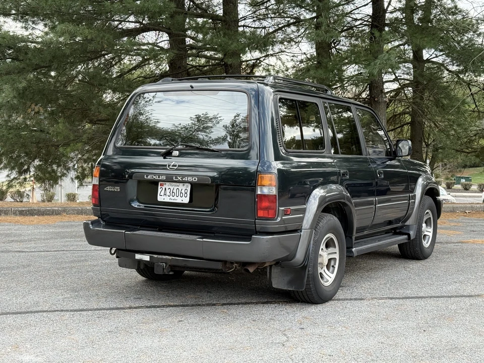 1996 Lexus LX 1st Gen - Image 17 of 31