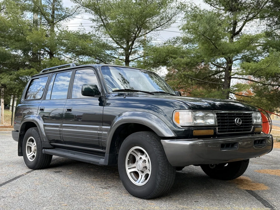 1996 Lexus LX 1st Gen - Image 26 of 31