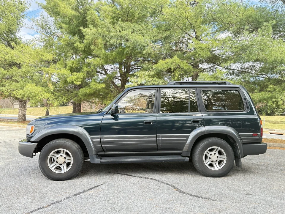 1996 Lexus LX 1st Gen - Image 7 of 31