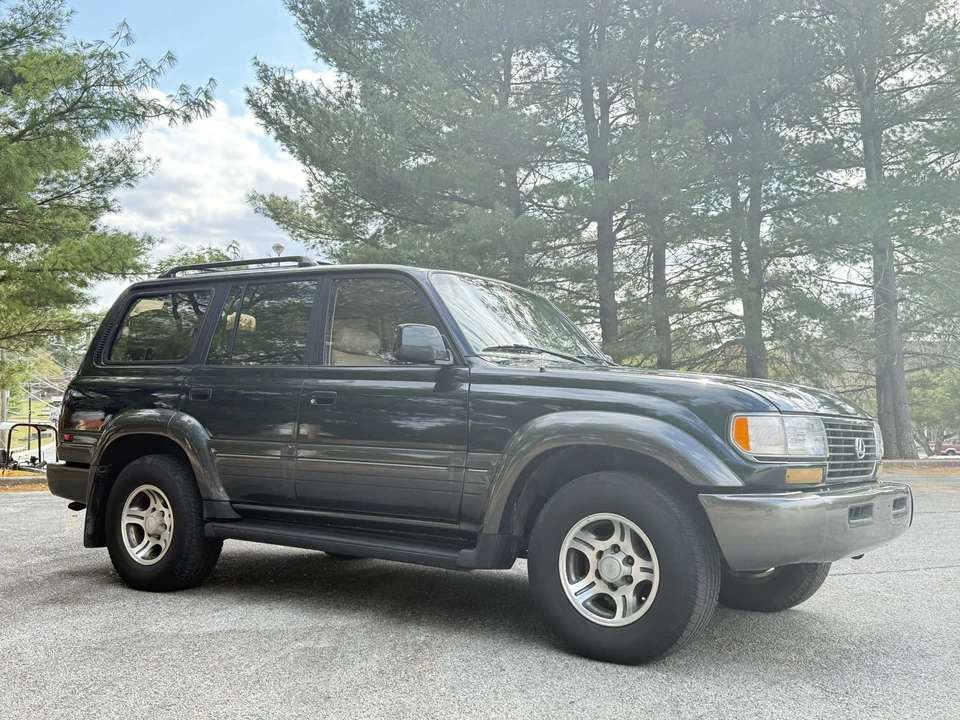 1996 Lexus LX 1st Gen - Image 22 of 31
