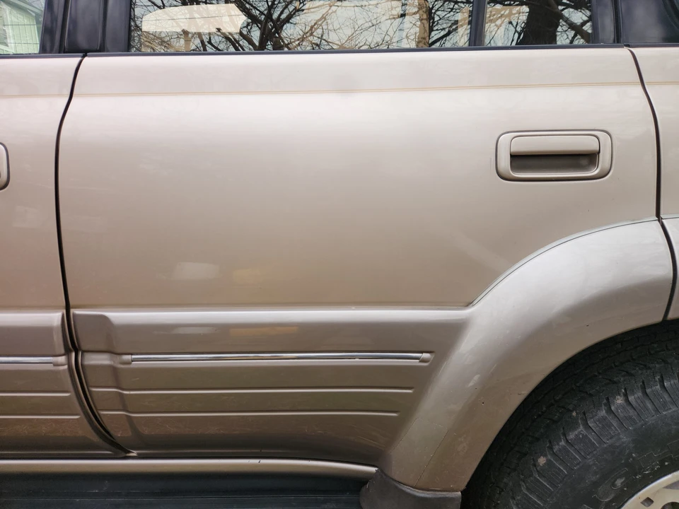 1996 Lexus LX 1st Gen - Image 21 of 31
