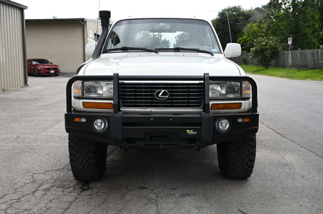 1996 Lexus LX 1st Gen - Image 12 of 31