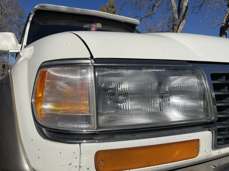 1996 Lexus LX 1st Gen - Image 11 of 31