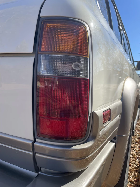 1996 Lexus LX 1st Gen - Image 14 of 31