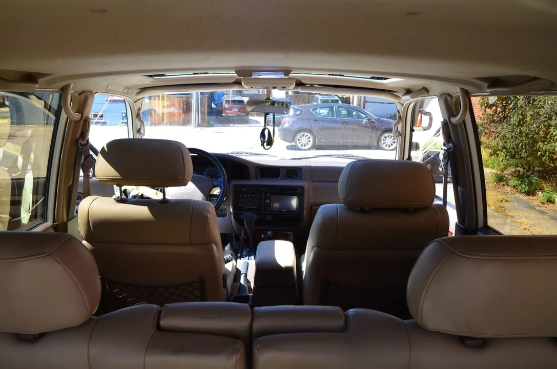 1996 Lexus LX 1st Gen - Image 30 of 31