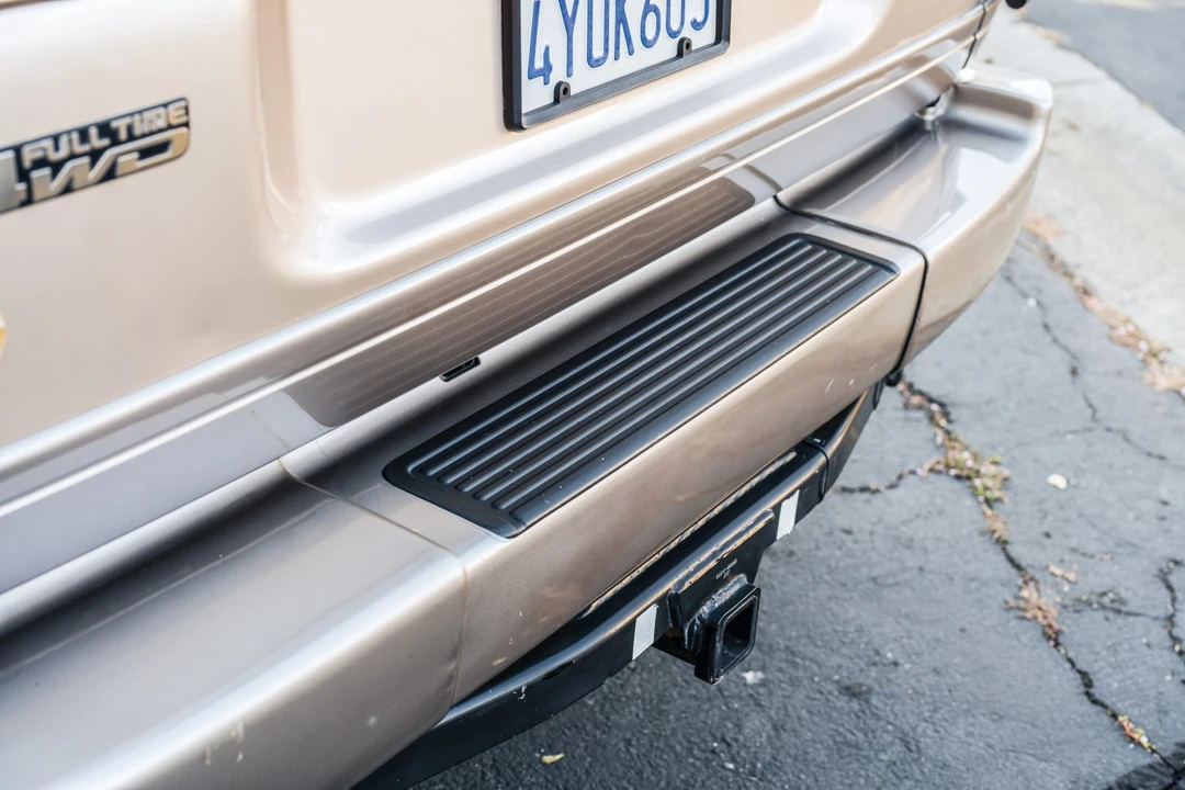 1996 Lexus LX 1st Gen - Image 26 of 31