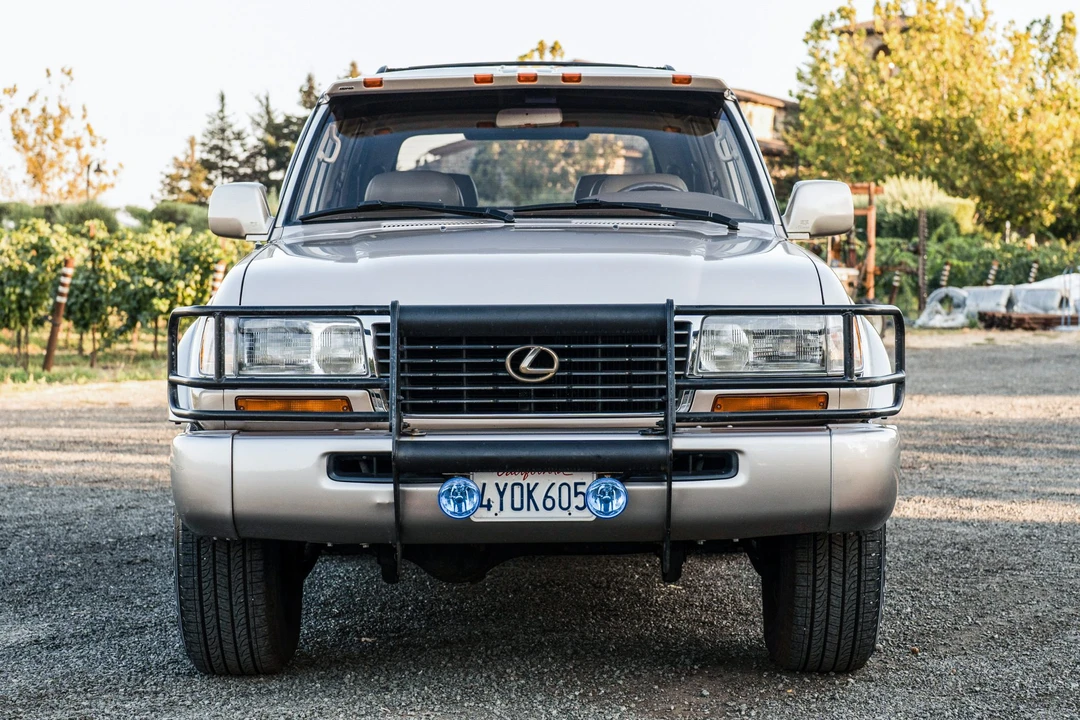 1996 Lexus LX 1st Gen - Image 3 of 31