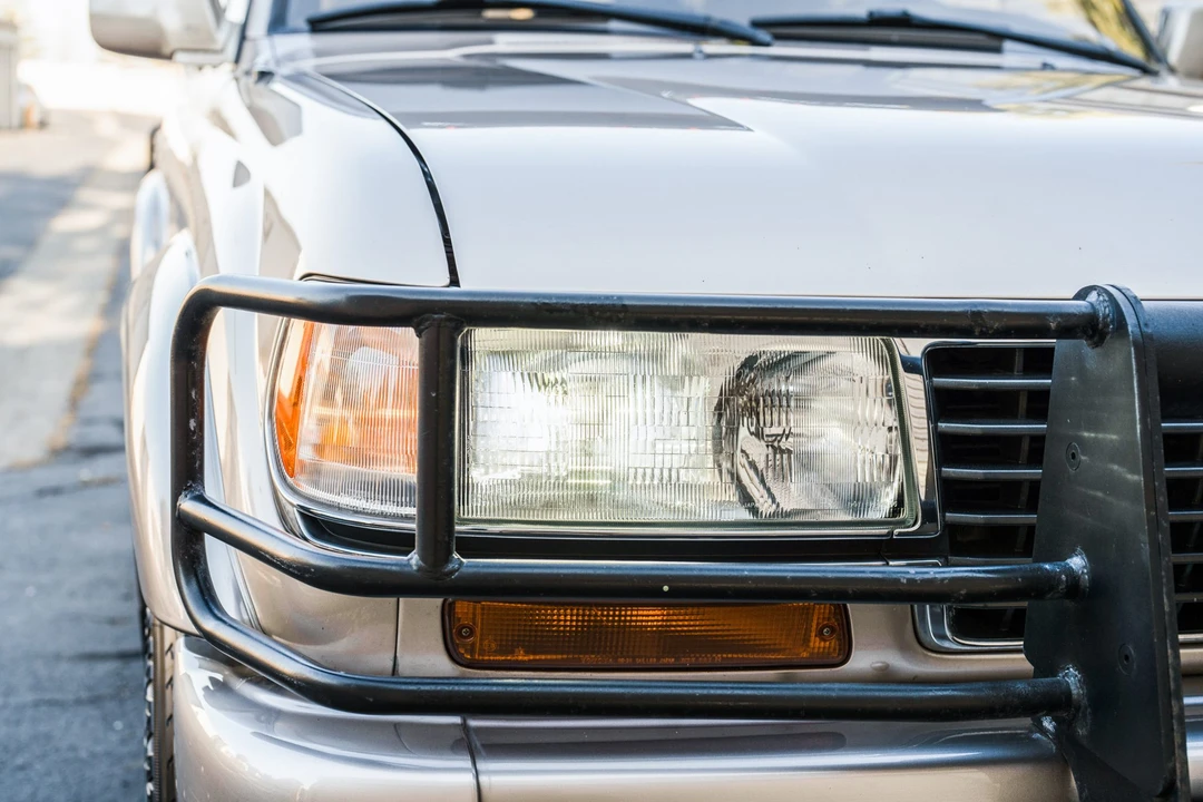 1996 Lexus LX 1st Gen - Image 12 of 31