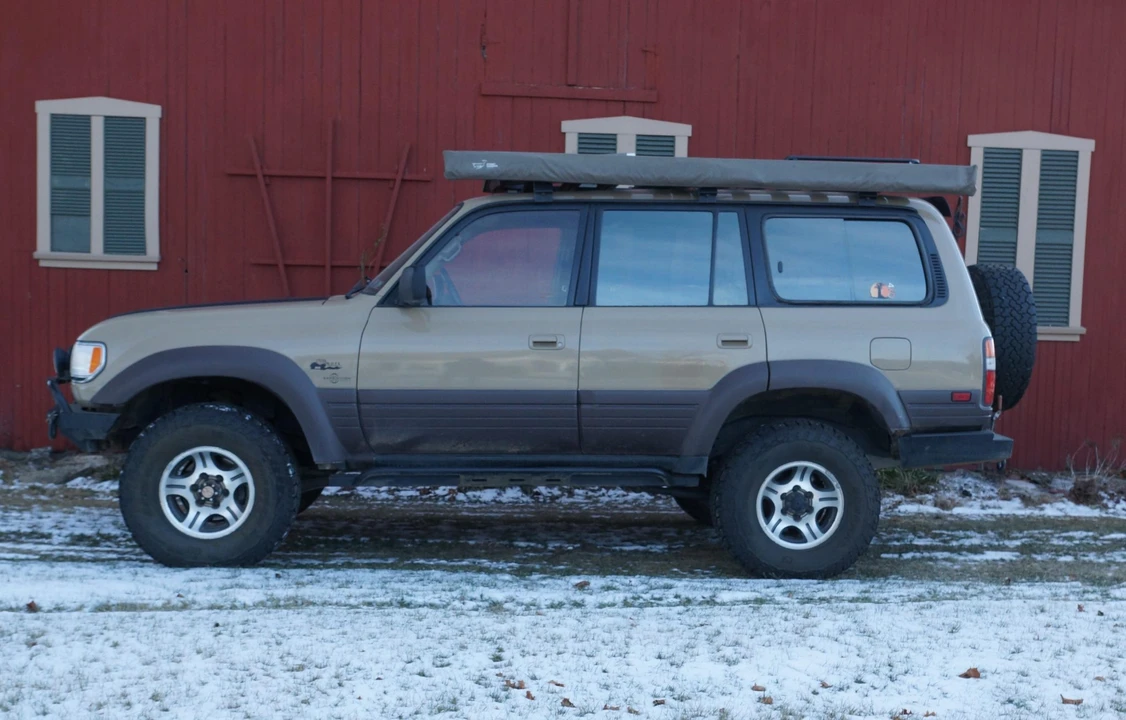 1996 Lexus LX 1st Gen - Image 4 of 31