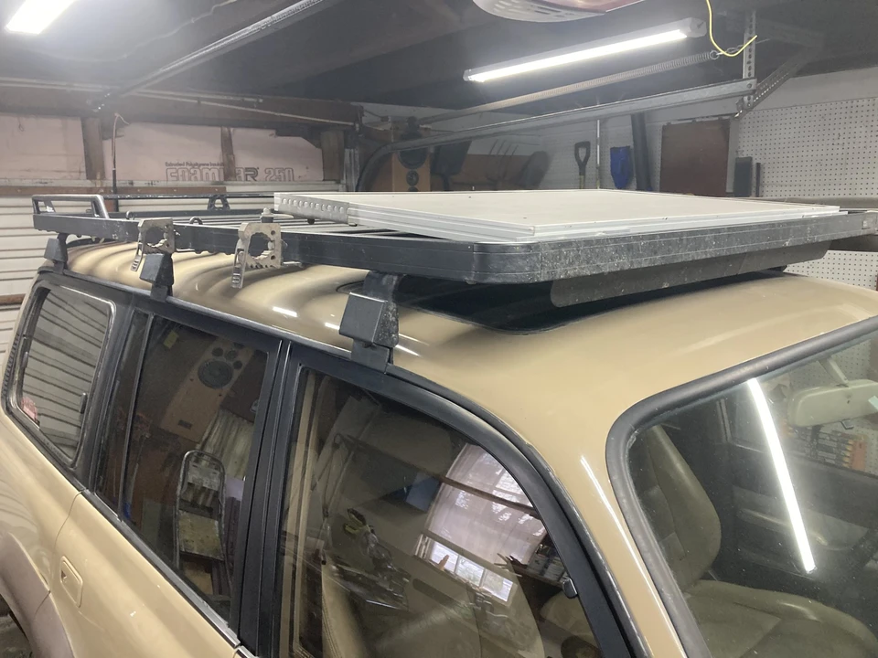1996 Lexus LX 1st Gen - Image 27 of 31