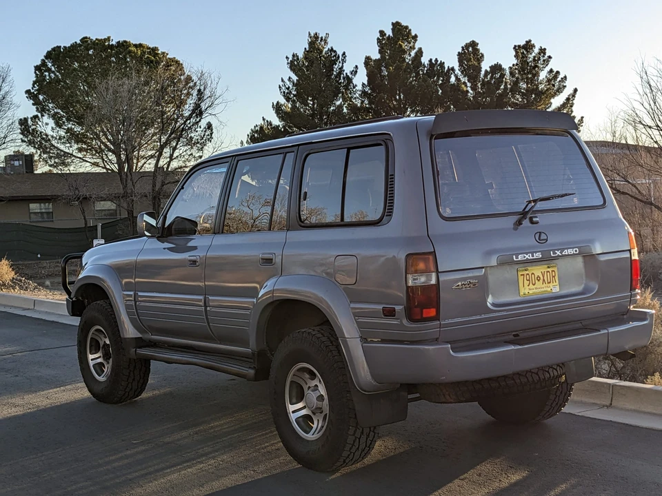 1996 Lexus LX 1st Gen - Image 10 of 31