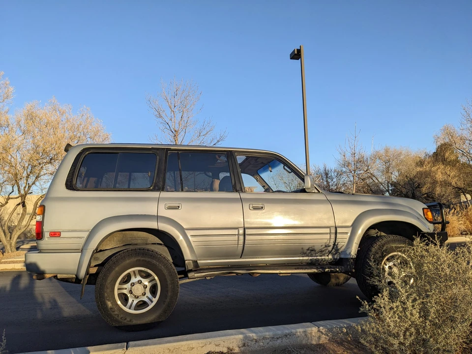 1996 Lexus LX 1st Gen - Image 7 of 31