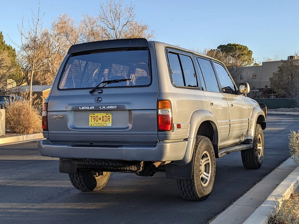 1996 Lexus LX 1st Gen - Image 8 of 31