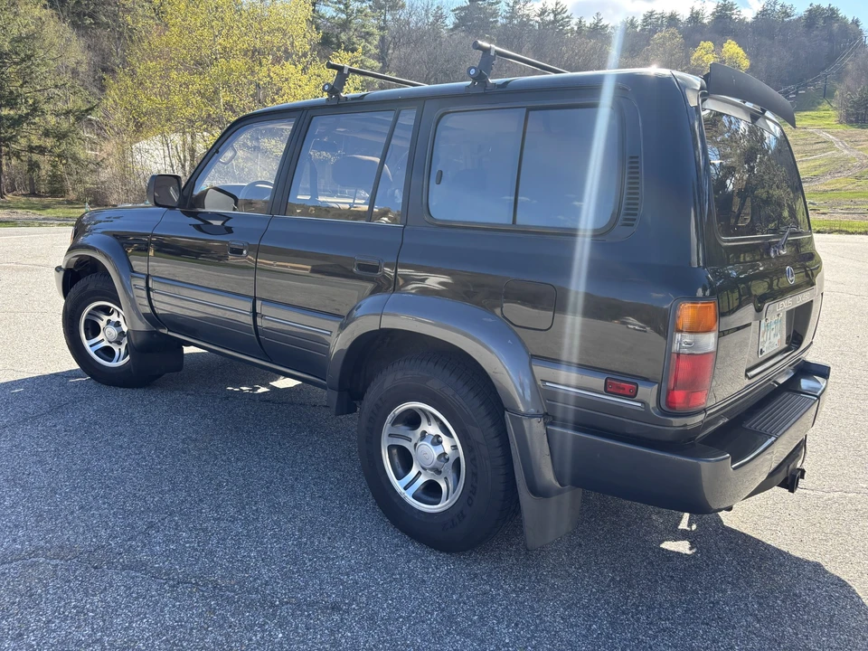 1996 Lexus LX 1st Gen - Image 4 of 31
