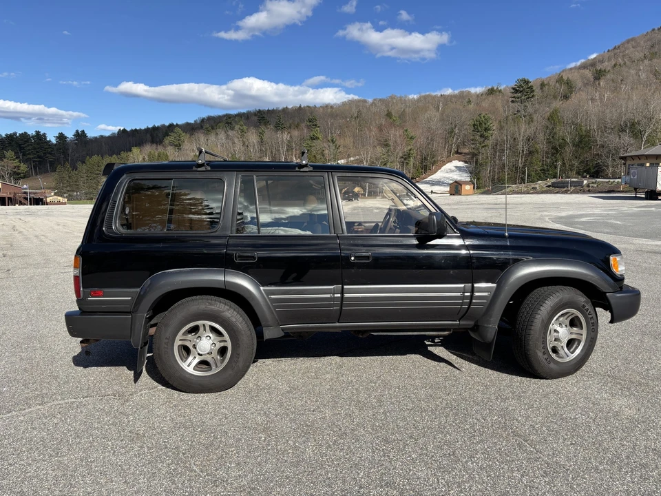 1996 Lexus LX 1st Gen - Image 8 of 31