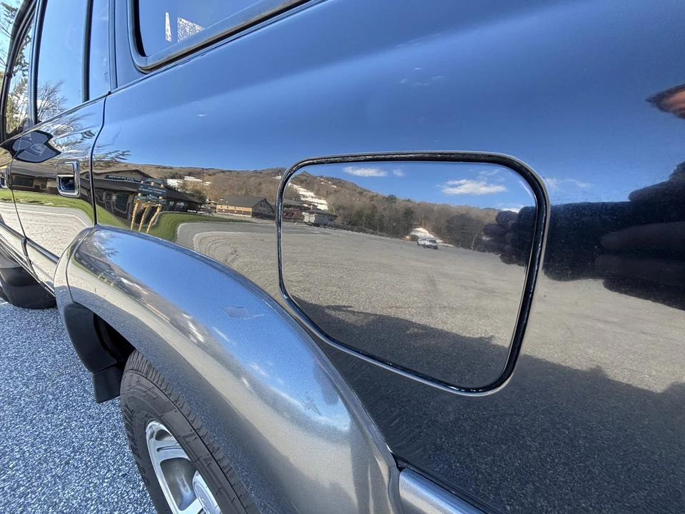 1996 Lexus LX 1st Gen - Image 14 of 31
