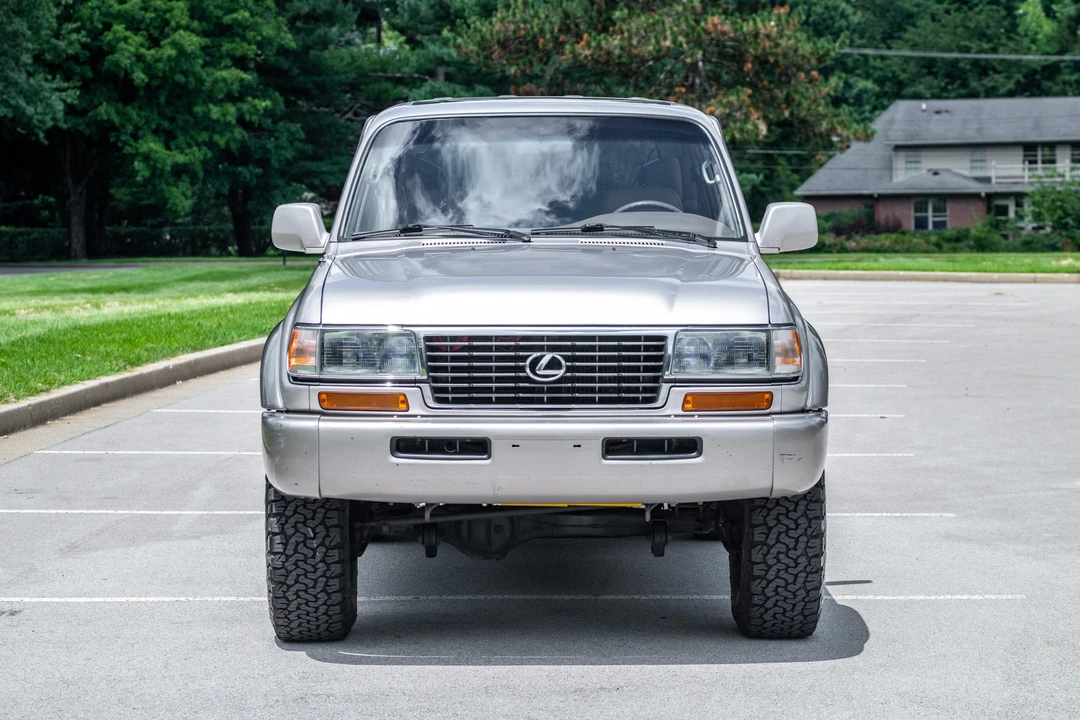 1996 Lexus LX 1st Gen - Image 3 of 31