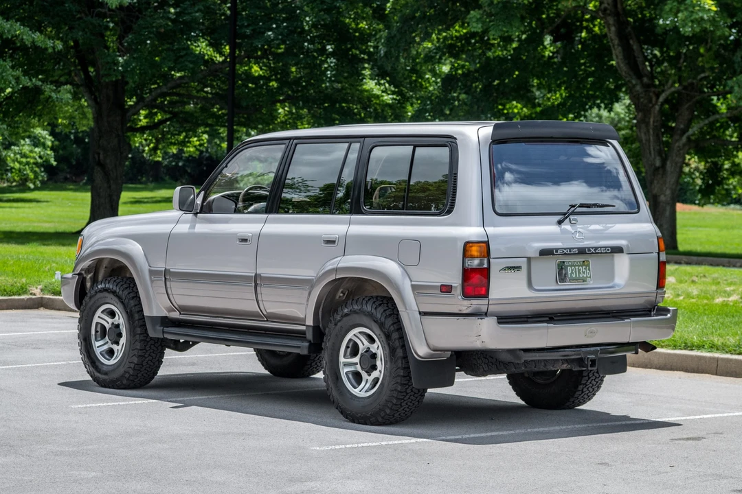 1996 Lexus LX 1st Gen - Image 6 of 31