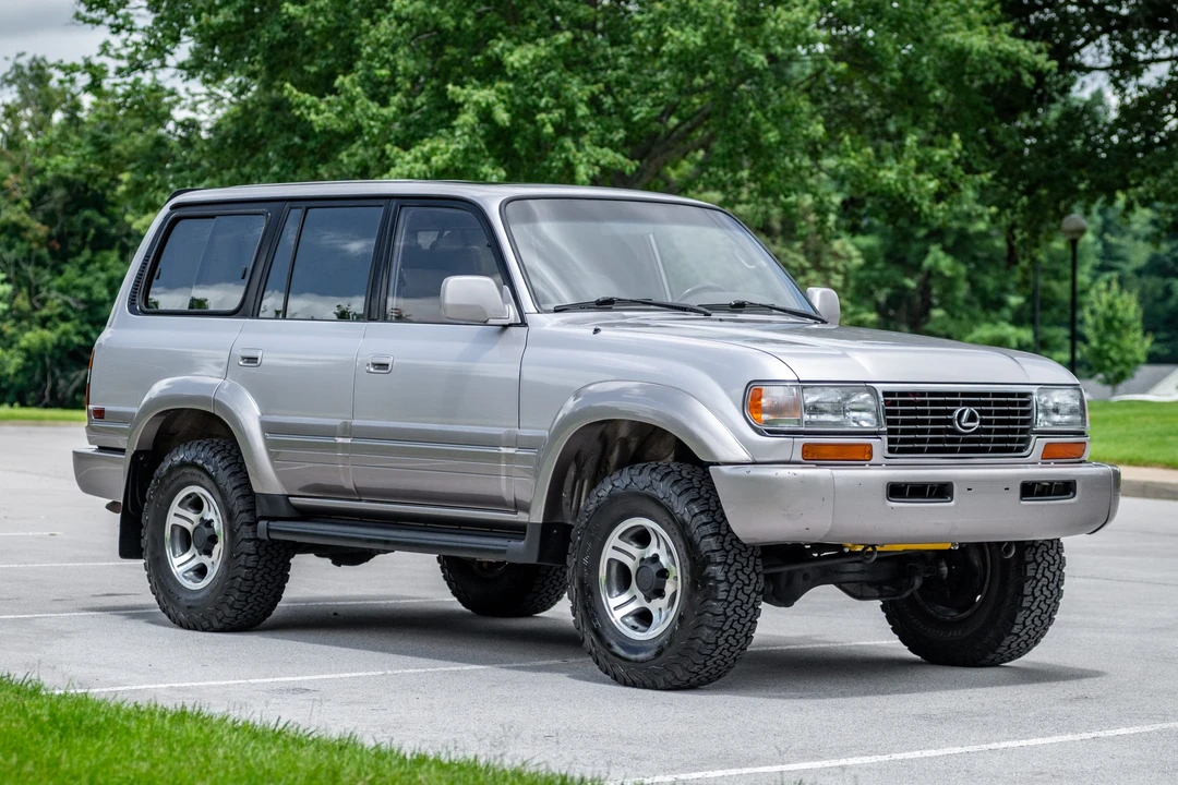 1996 Lexus LX 1st Gen - Image 2 of 31