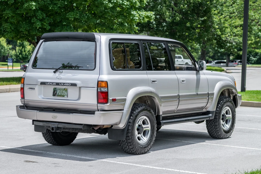 1996 Lexus LX 1st Gen - Image 8 of 31