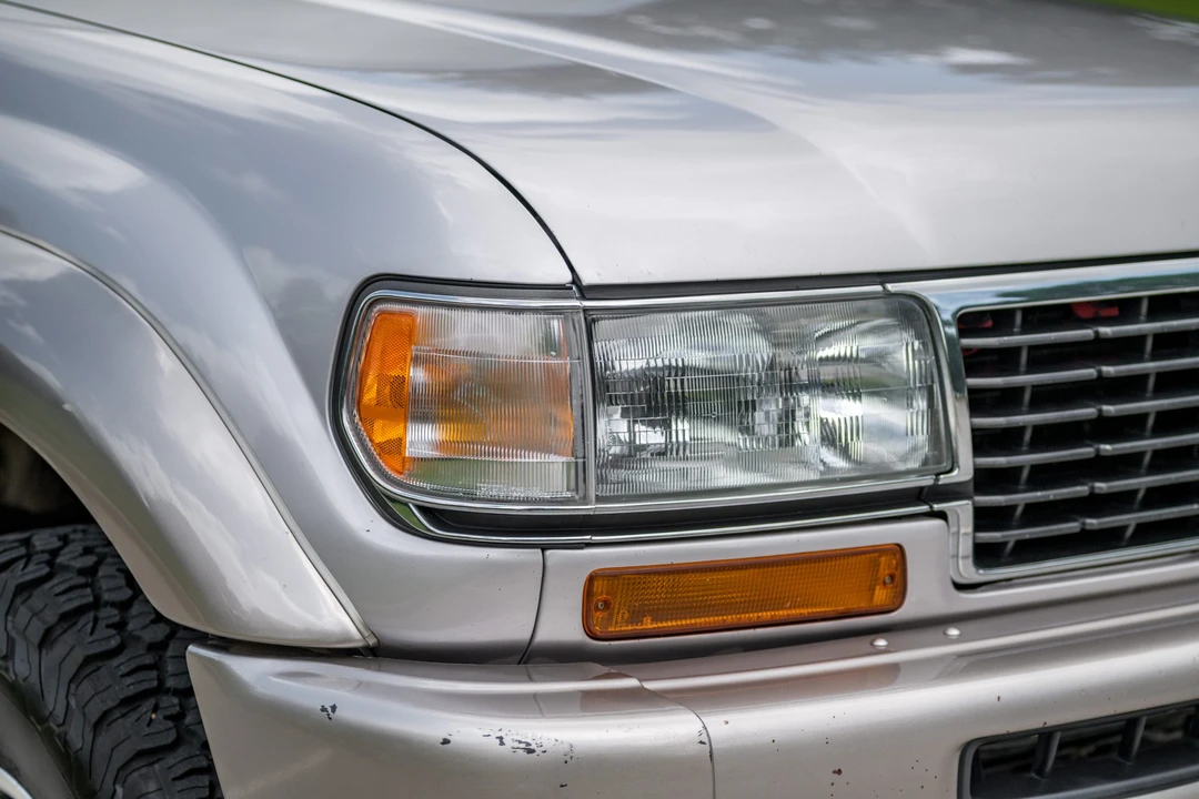1996 Lexus LX 1st Gen - Image 14 of 31