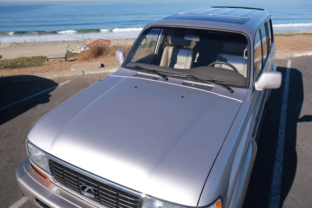 1996 Lexus LX 1st Gen - Image 18 of 31