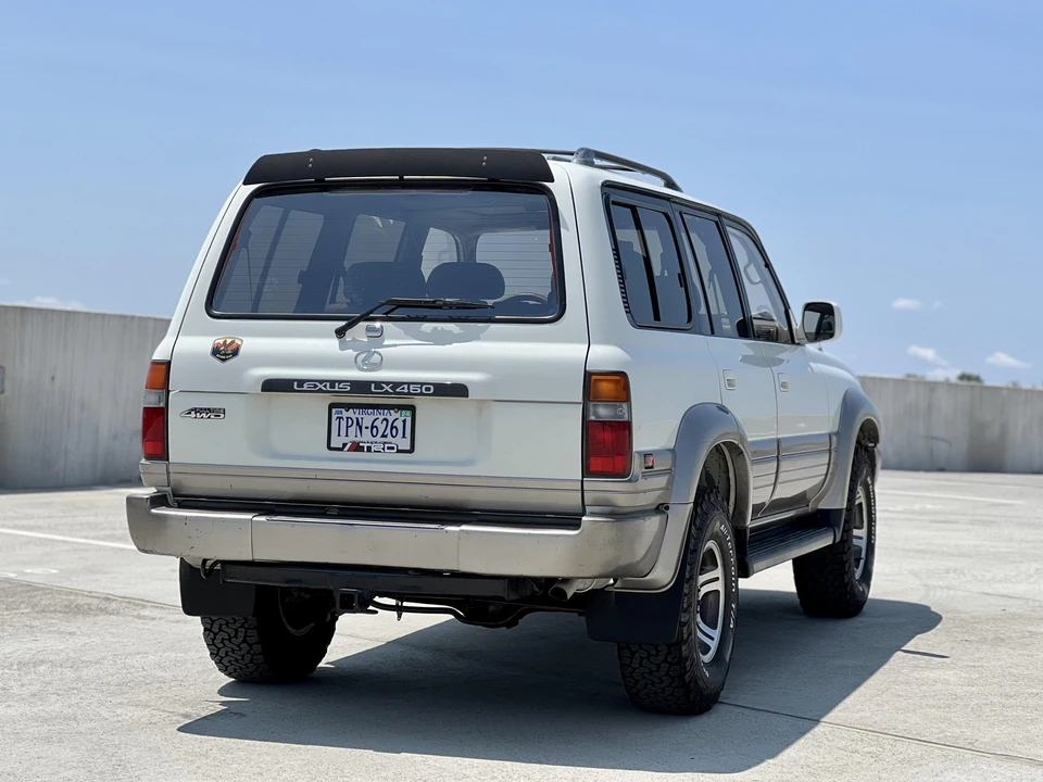 1996 Lexus LX 1st Gen - Image 12 of 31