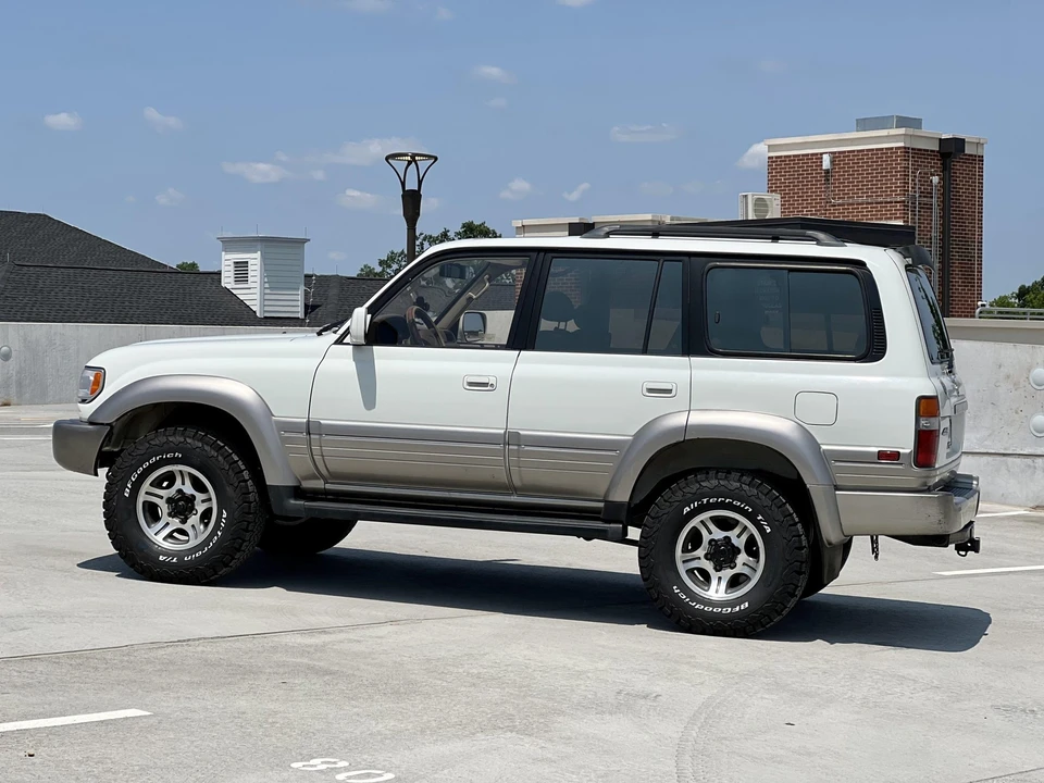 1996 Lexus LX 1st Gen - Image 7 of 31