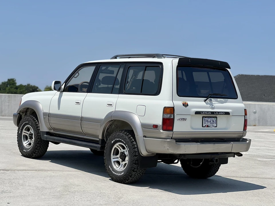 1996 Lexus LX 1st Gen - Image 9 of 31