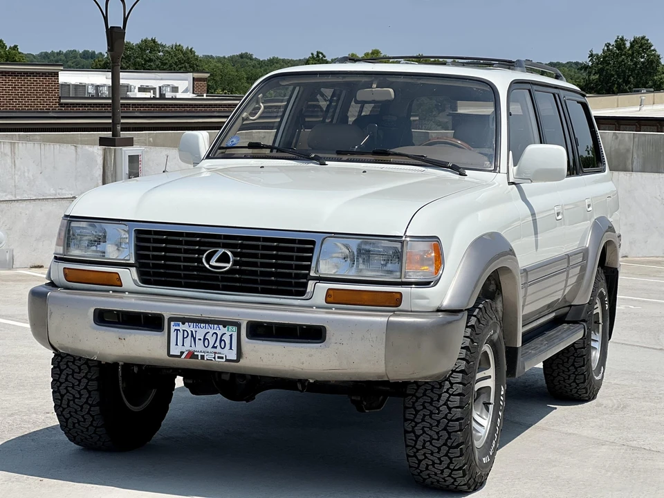 1996 Lexus LX 1st Gen - Image 2 of 31