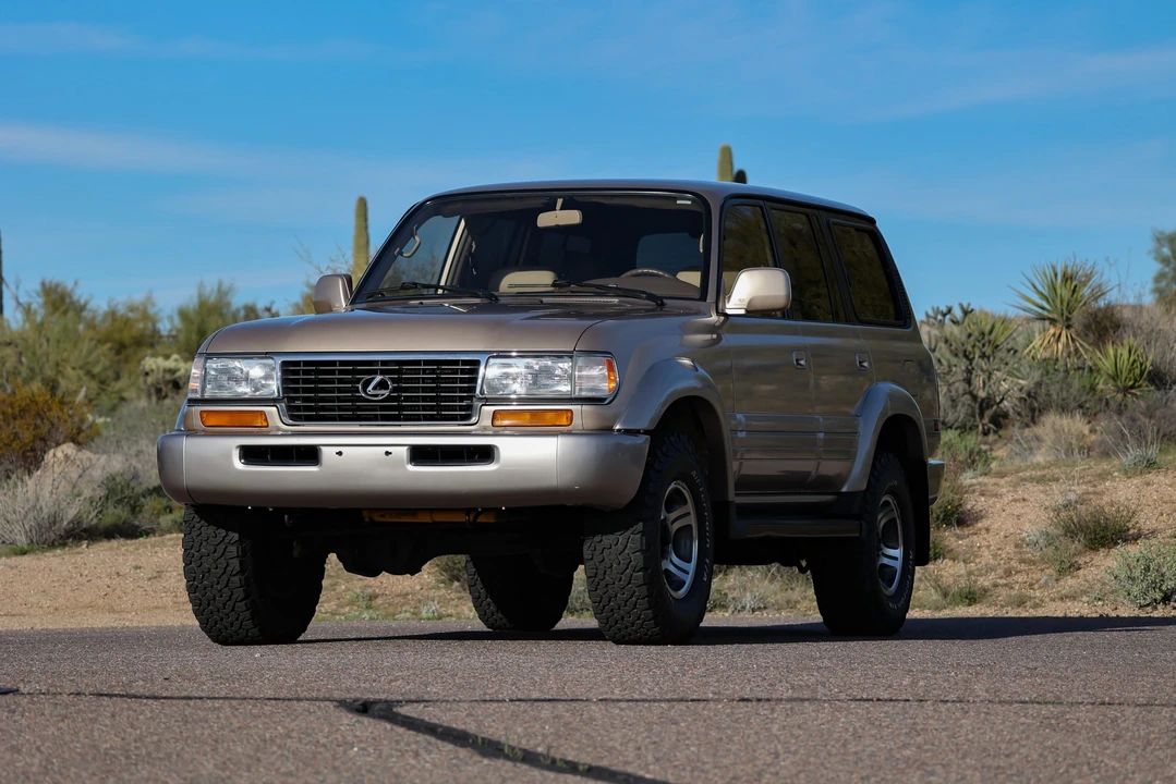 1996 Lexus LX 1st Gen - Image 3 of 31