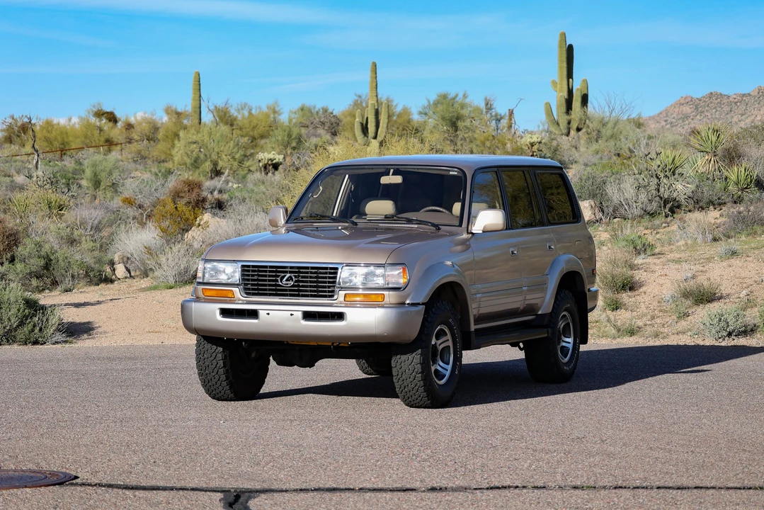 1996 Lexus LX 1st Gen - Image 2 of 31