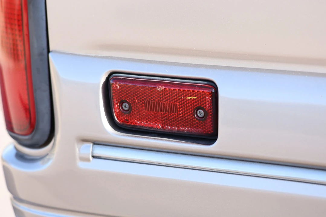1996 Lexus LX 1st Gen - Image 20 of 31