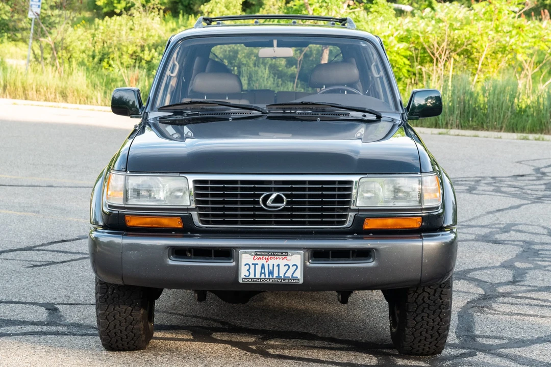 1996 Lexus LX 1st Gen - Image 3 of 31