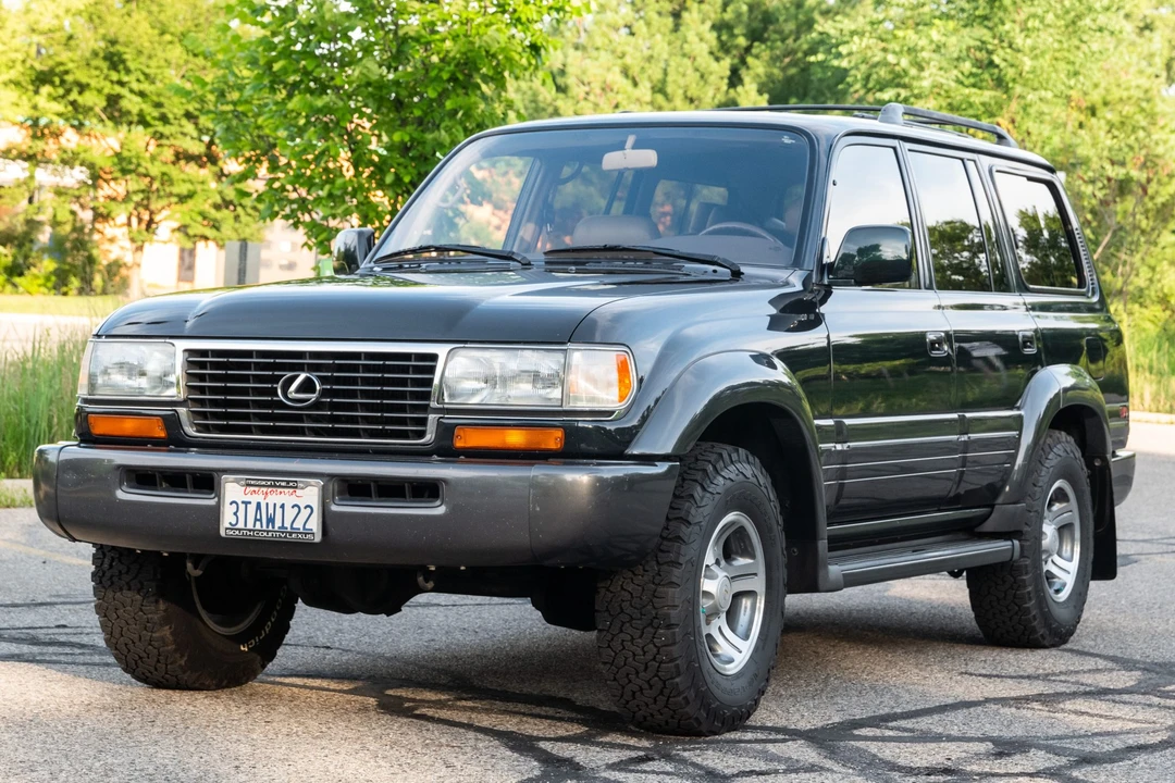 1996 Lexus LX 1st Gen - Image 2 of 31