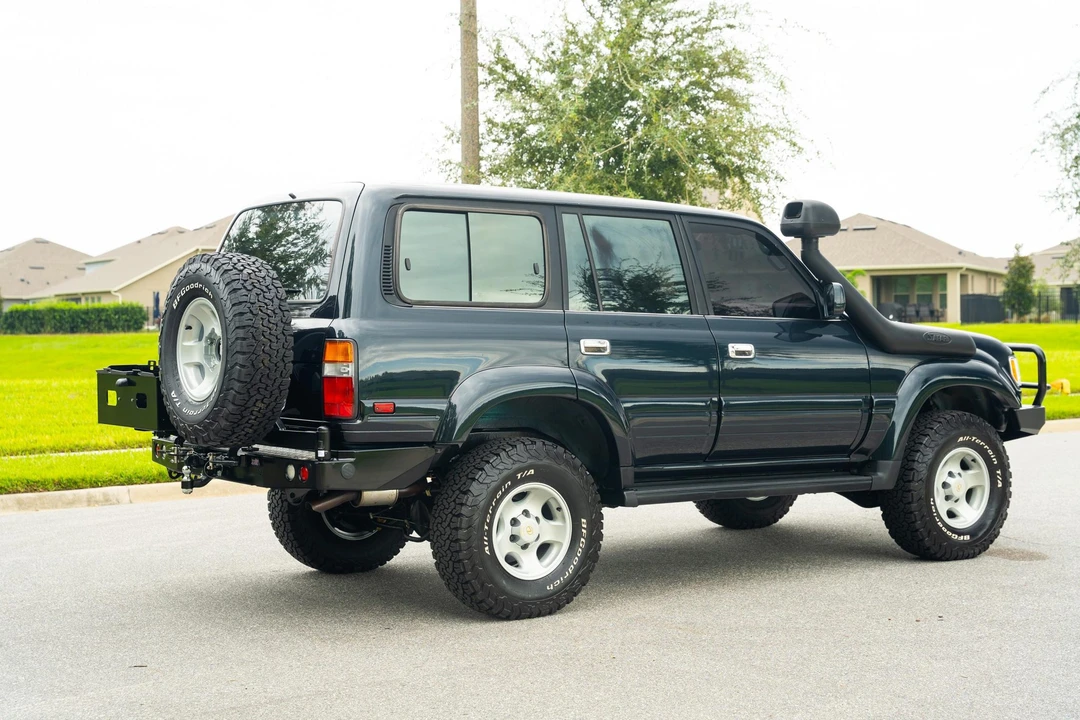 1996 Lexus LX 1st Gen - Image 10 of 31