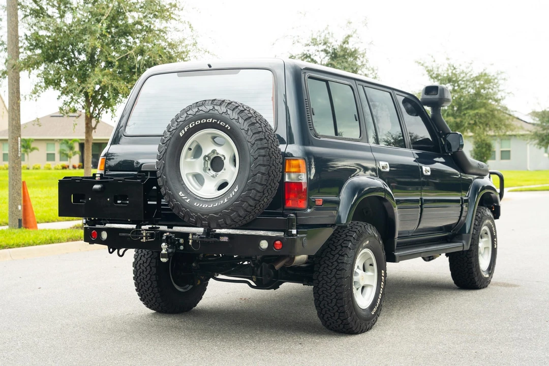 1996 Lexus LX 1st Gen - Image 9 of 31