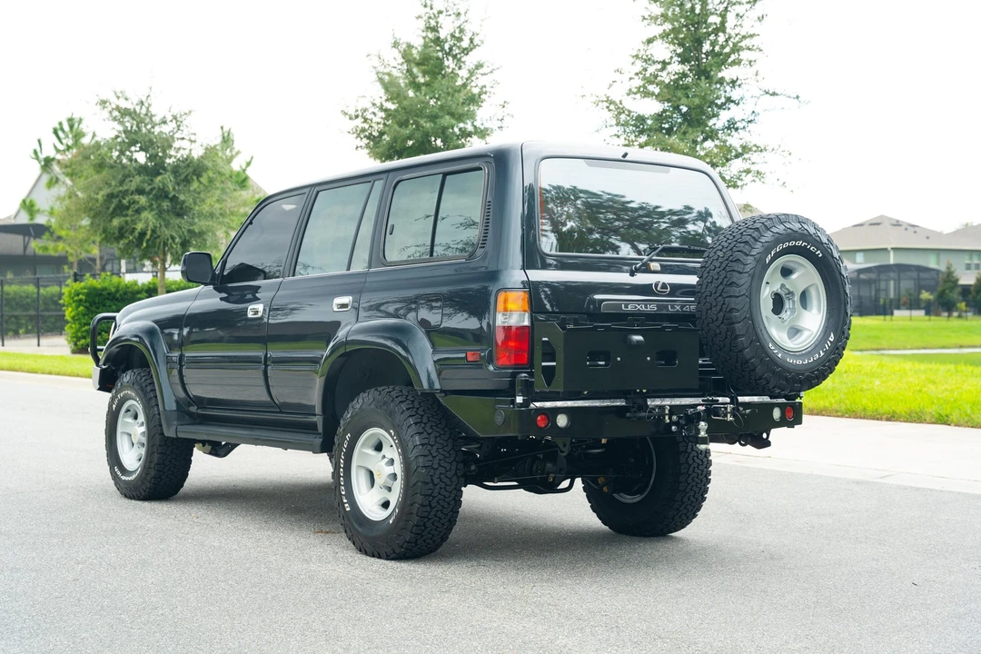 1996 Lexus LX 1st Gen - Image 6 of 31