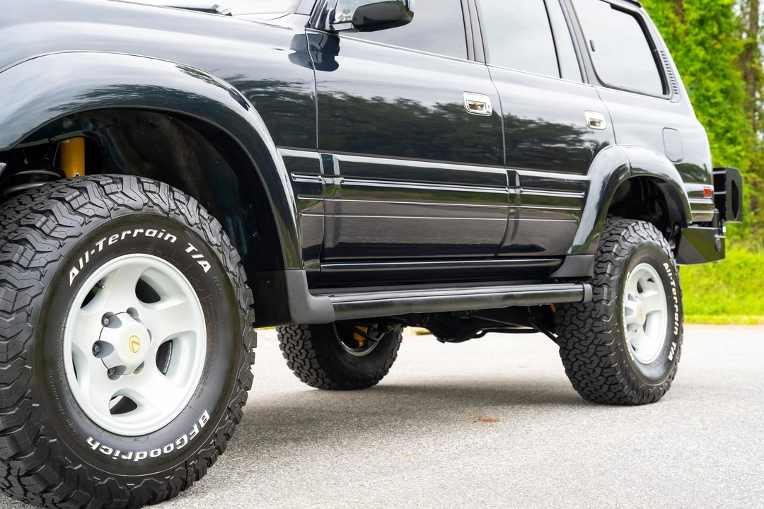 1996 Lexus LX 1st Gen - Image 21 of 31
