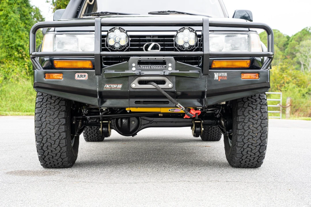 1996 Lexus LX 1st Gen - Image 18 of 31