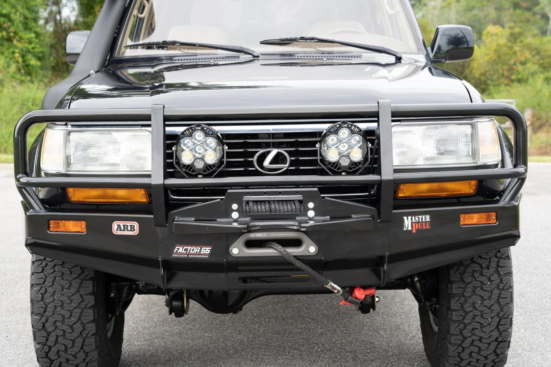1996 Lexus LX 1st Gen - Image 17 of 31
