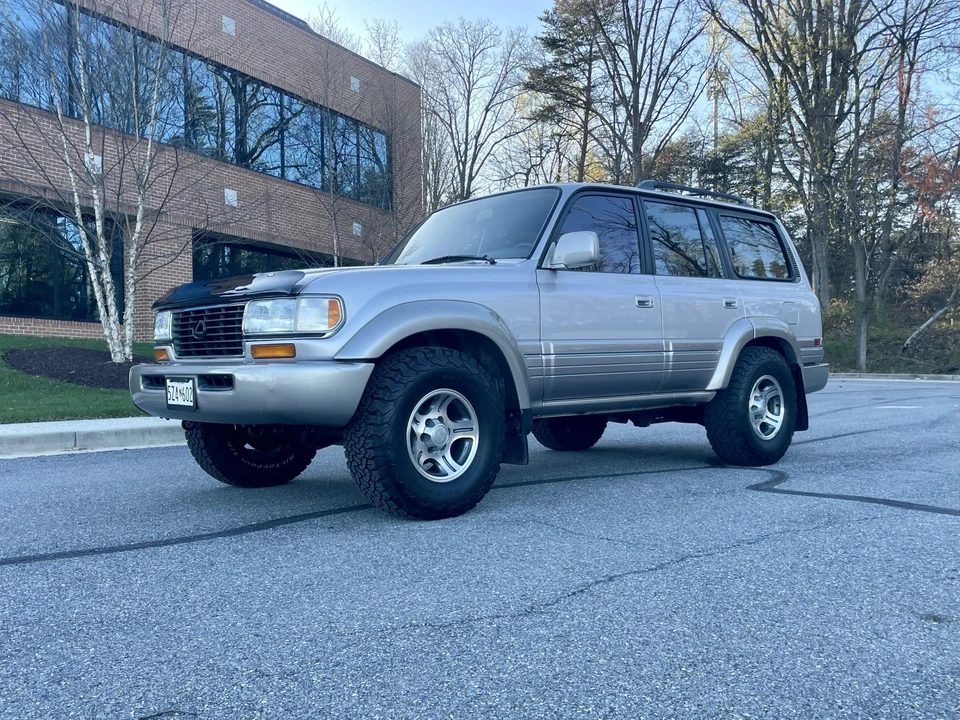 1996 Lexus LX 1st Gen - Image 2 of 31